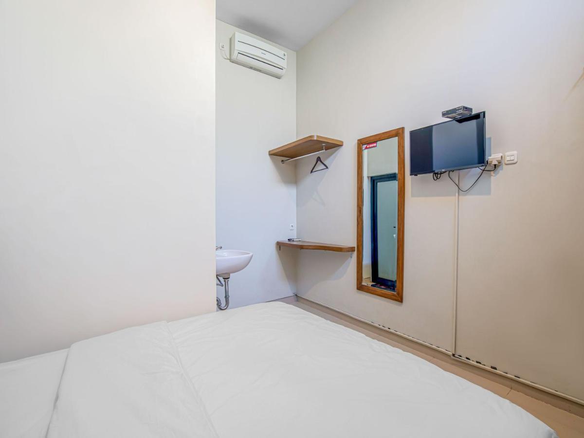 Casa Ts 16 Hotel Malang Ngoại thất bức ảnh