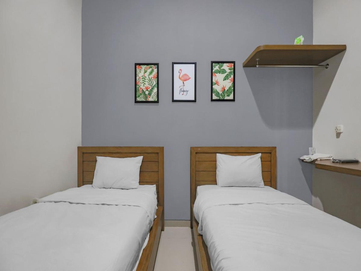 Casa Ts 16 Hotel Malang Ngoại thất bức ảnh